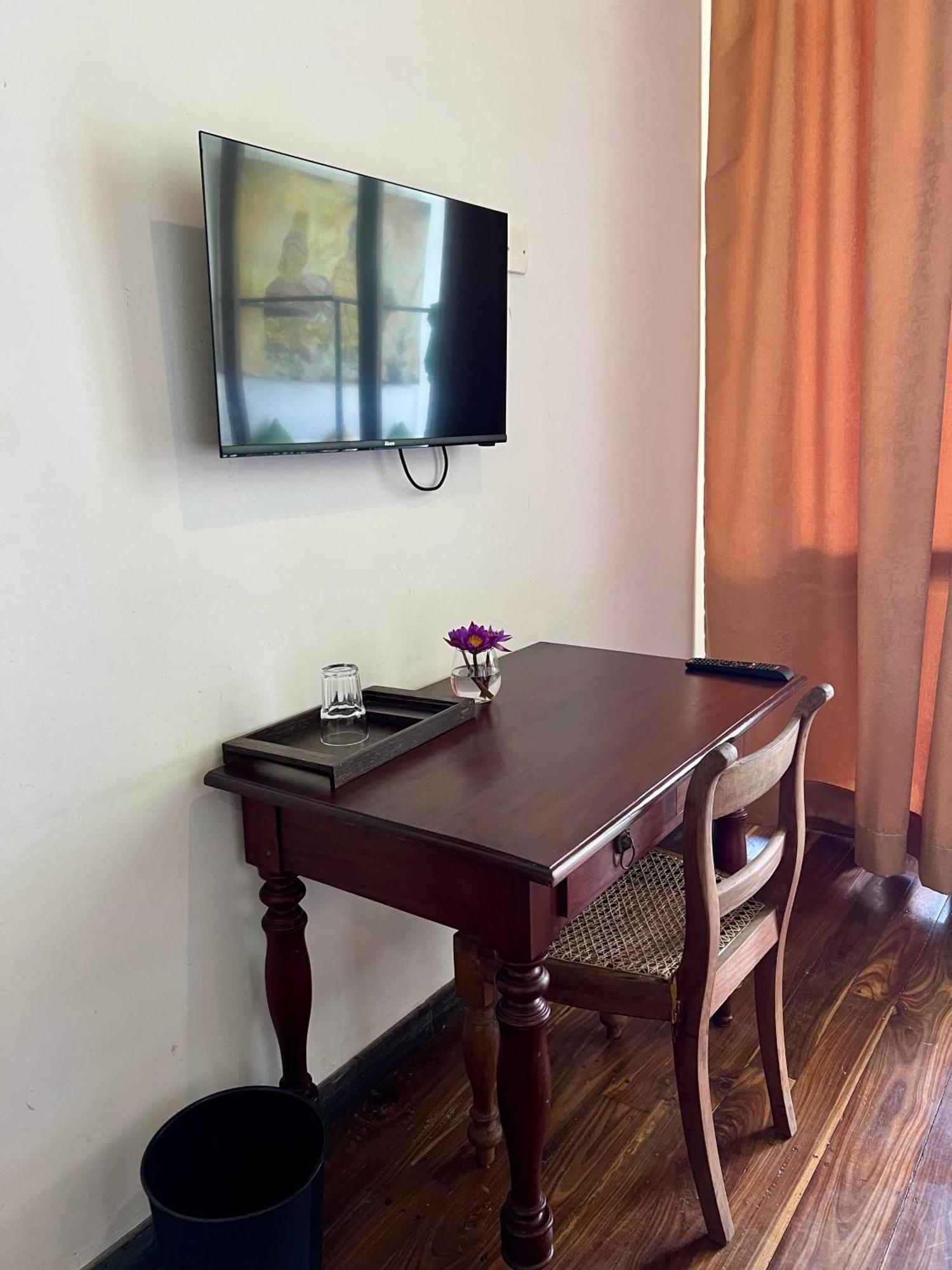 Villa Seven Faces-Luxury Escape,Stunning Views With Private Pool For A Couple Or Family! Galle Luaran gambar