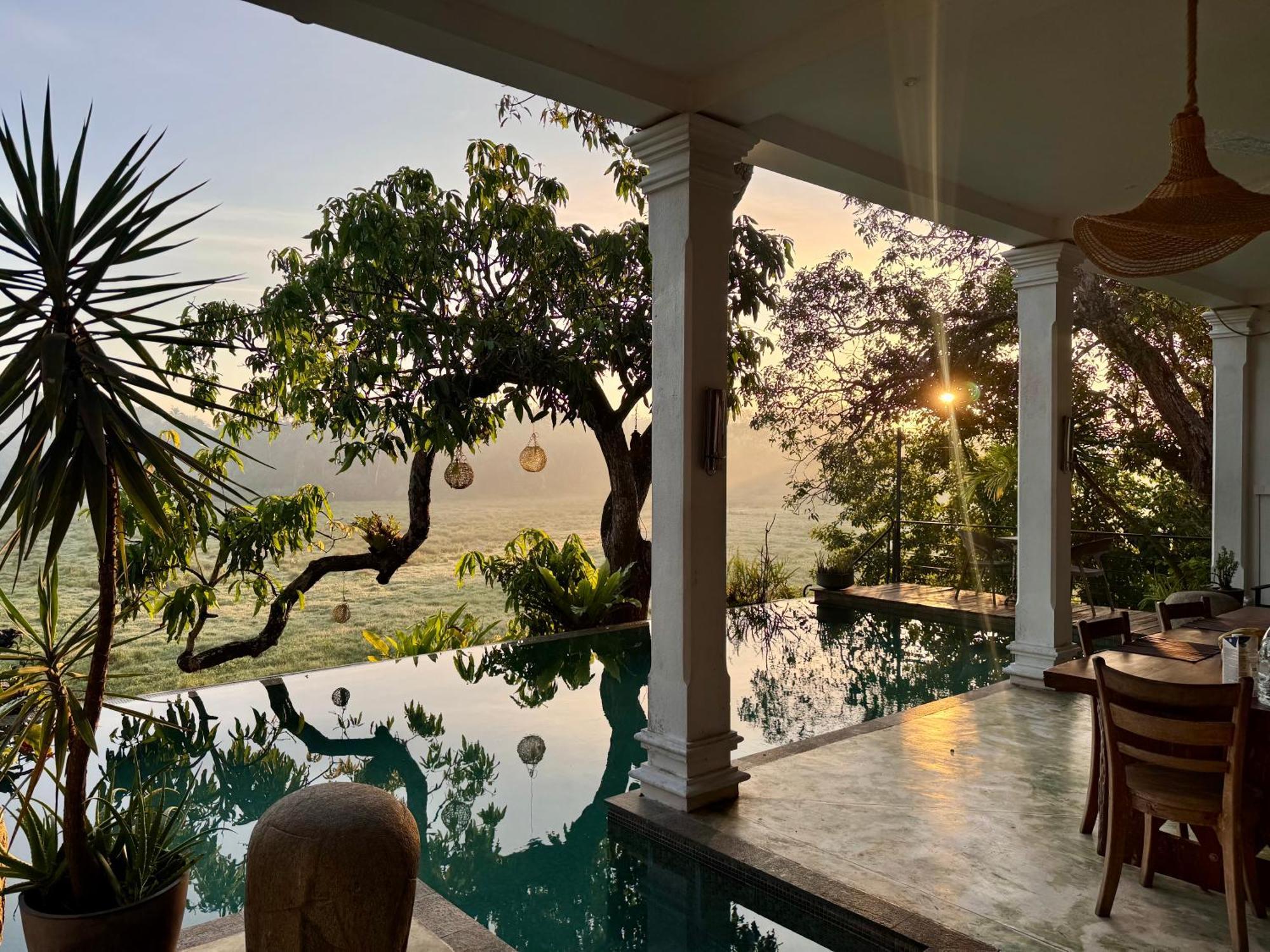 Villa Seven Faces-Luxury Escape,Stunning Views With Private Pool For A Couple Or Family! Galle Luaran gambar
